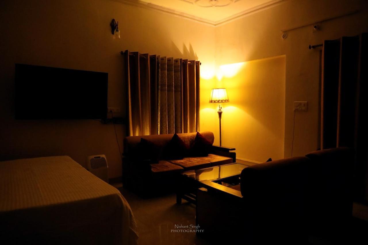 Tattva Luxurious Apartment Varanasi Esterno foto